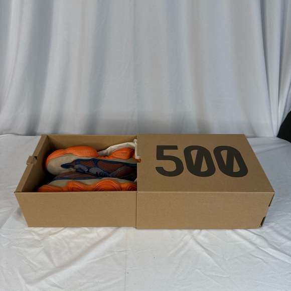 Adidas Yeezy 500 Enflame - Picture 6 of 7